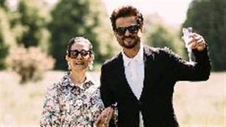 अनिल कपूर और उनकी पत्नी सुनीता कपूर मना रहे हैं अपनी 37वीं एनिवर्सरी, देखिये तस्वीर!